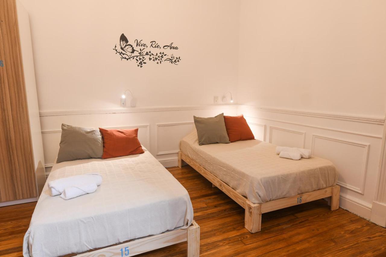 Cambacua Bed & Breakfast บัวโนสไอเรส ภายนอก รูปภาพ