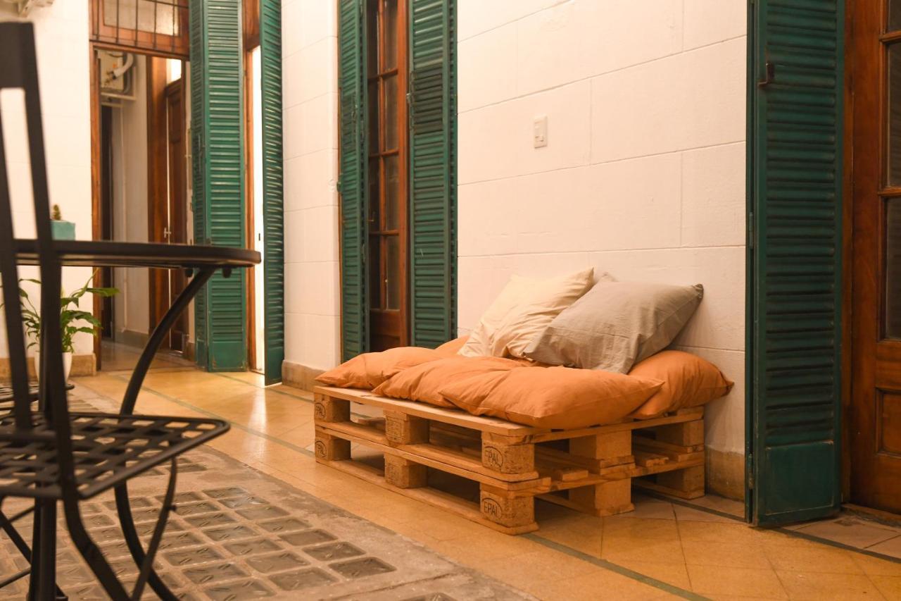 Cambacua Bed & Breakfast บัวโนสไอเรส ภายนอก รูปภาพ